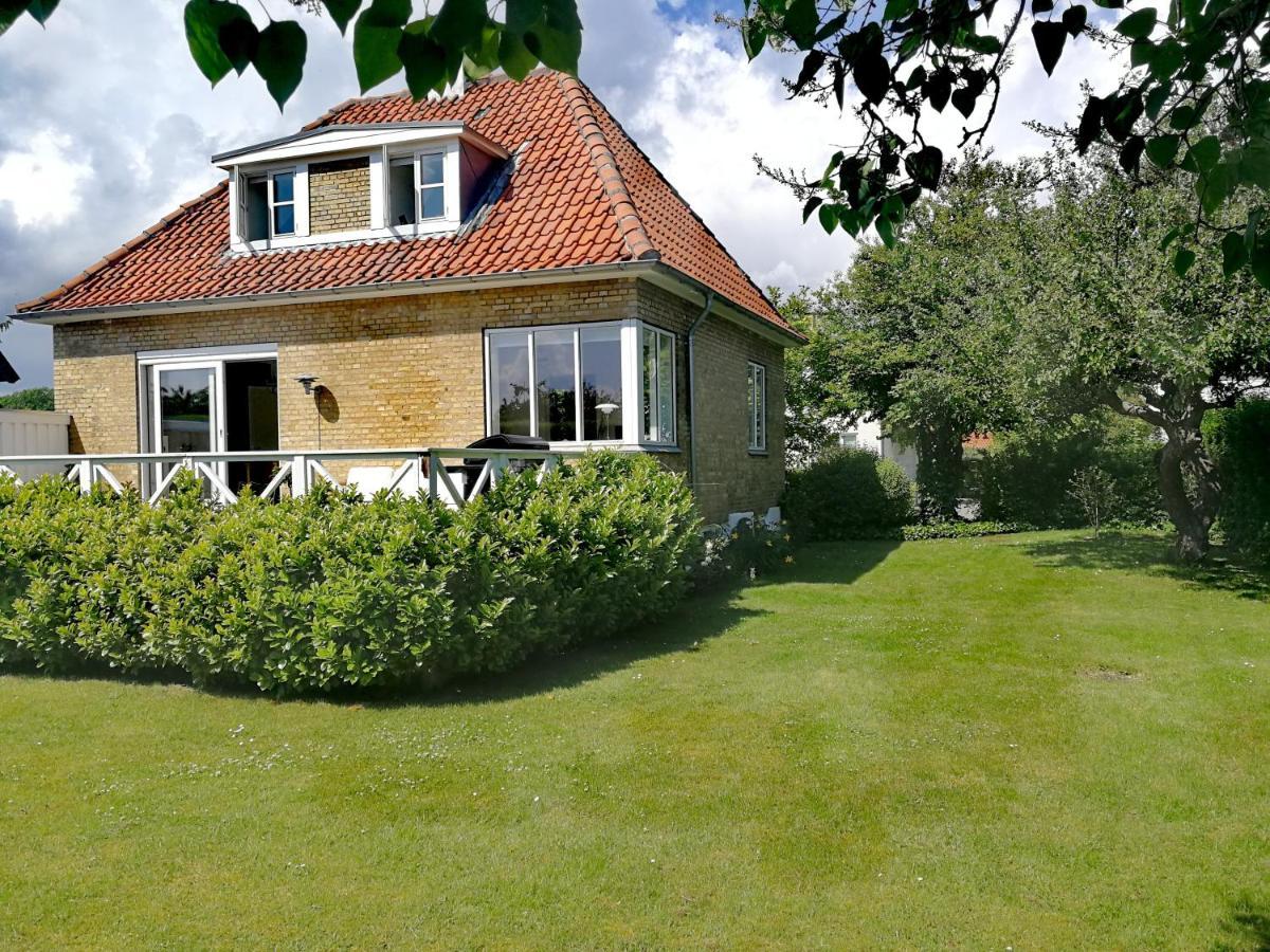 Room In A Danish Cottage With Garden View, 10 Min To Cph Gentofte Exteriér fotografie