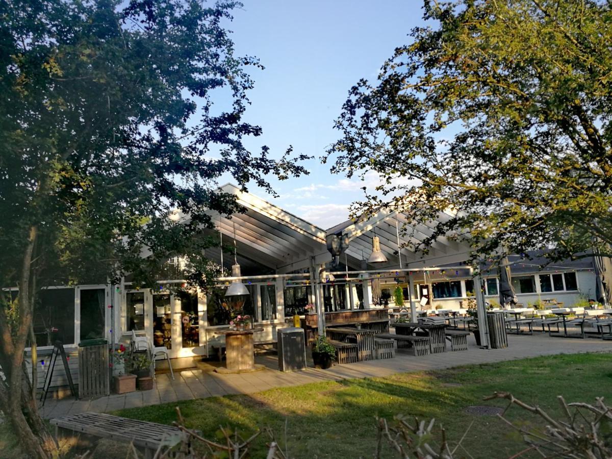 Room In A Danish Cottage With Garden View, 10 Min To Cph Gentofte Exteriér fotografie