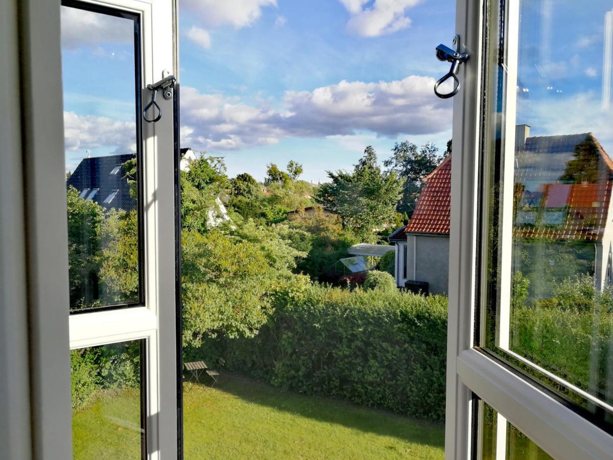 Room In A Danish Cottage With Garden View, 10 Min To Cph Gentofte Exteriér fotografie